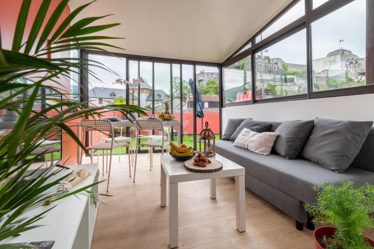 Air-Conditioned Flat With Terrace - Private & Independent - Lourdes Exterior foto
